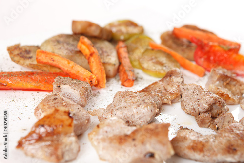 meat with grilled vegetables