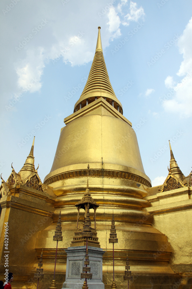 Naklejka premium THAILAND - Bangkok - Imperial City - Golden Dome