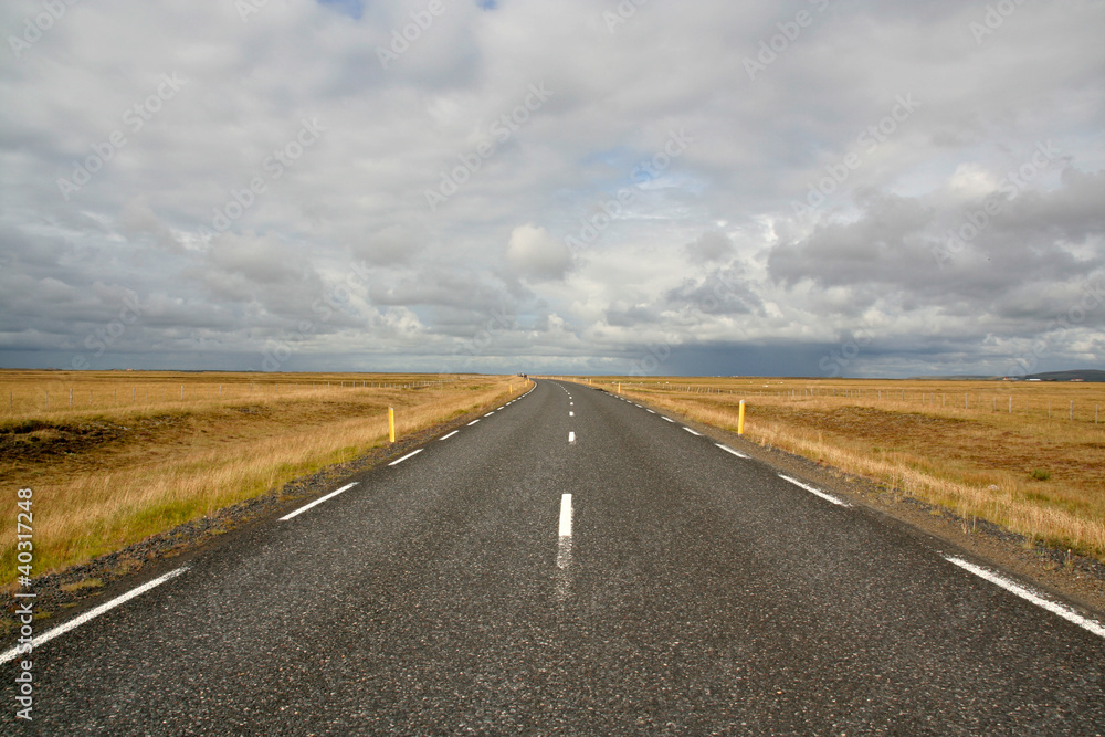 Fototapeta premium Empty Road, Iceland