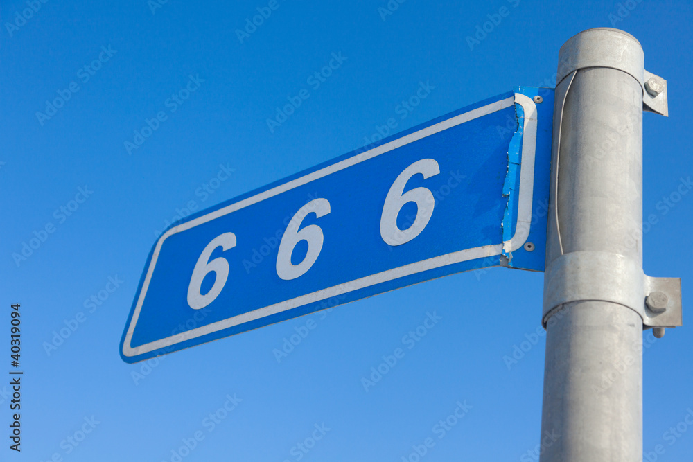 Fototapeta premium 666 mile