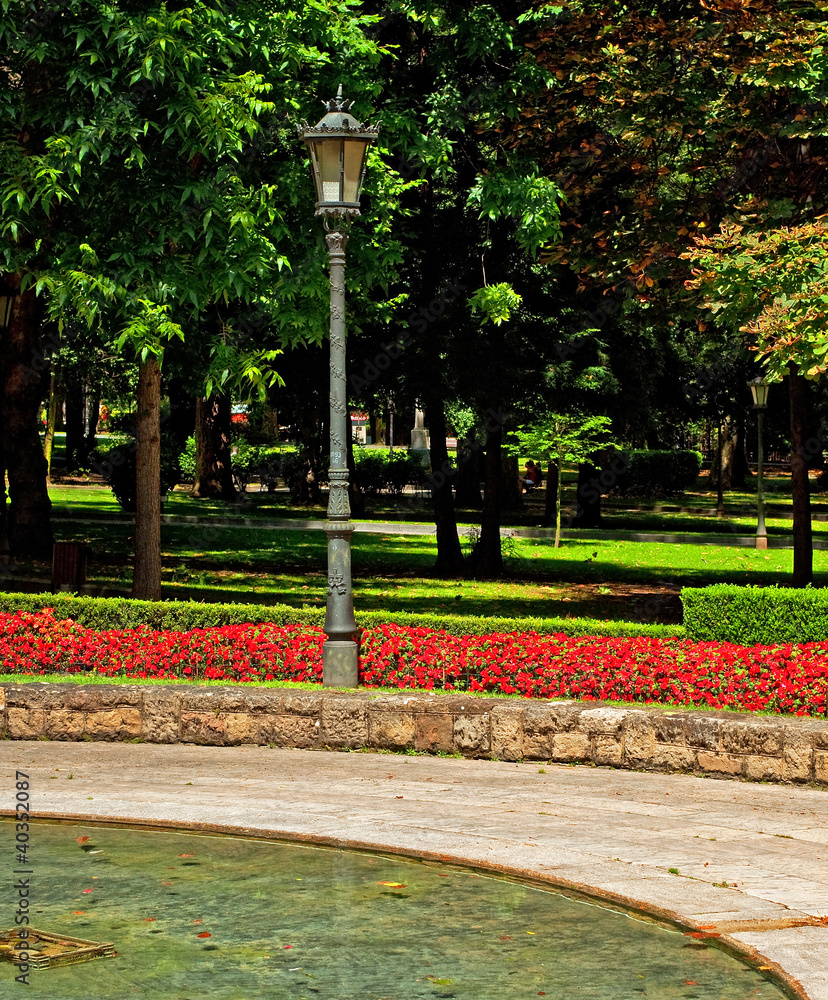 Naklejka premium Nice park in the city at summer