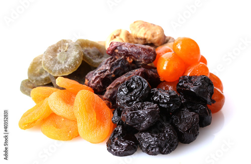 Fototapeta Naklejka Na Ścianę i Meble -  Dried fruits isolated on white