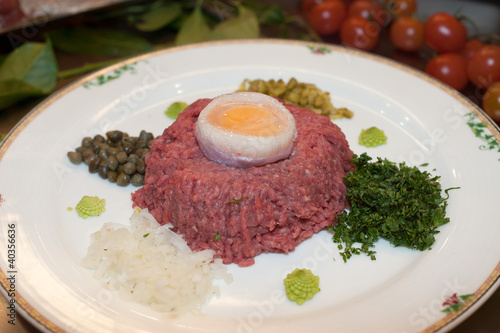 Assiette de viande tartare.