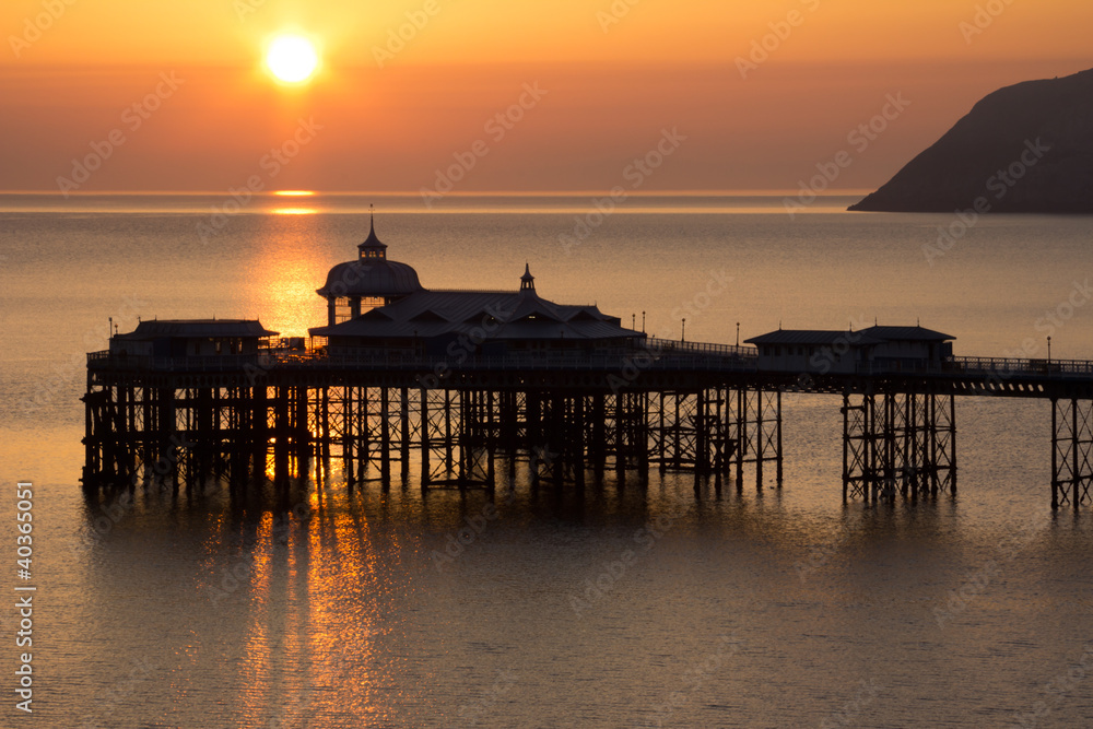 The Pier at Sunup