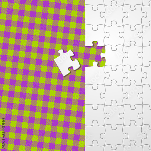 puzzle auf tischdecke III