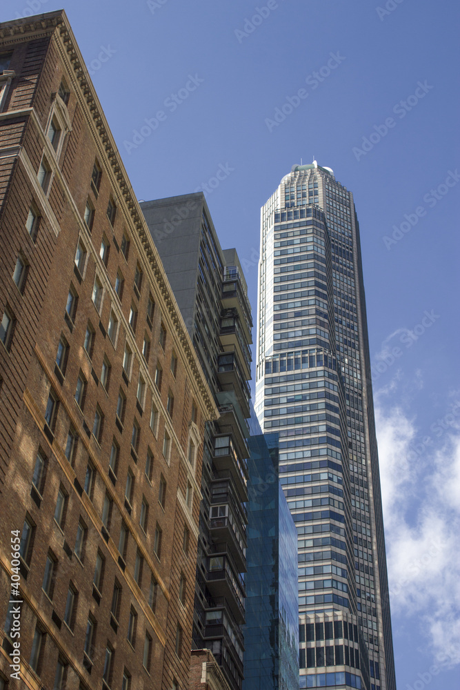 Fototapeta premium Upward view of New York City Skyscrapers