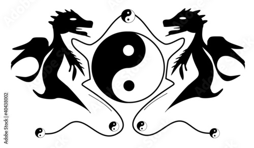 Drachen mit Yingyang Symbol