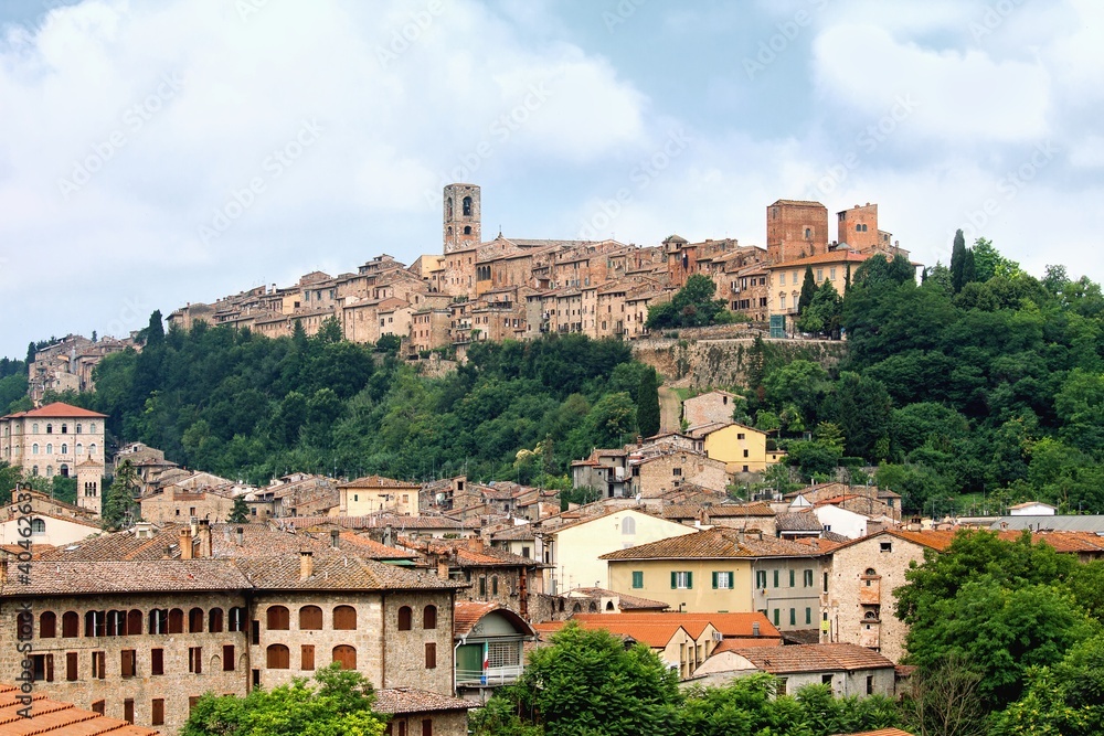 View of the historic Tuscan town of Colle di Val d'Elsa