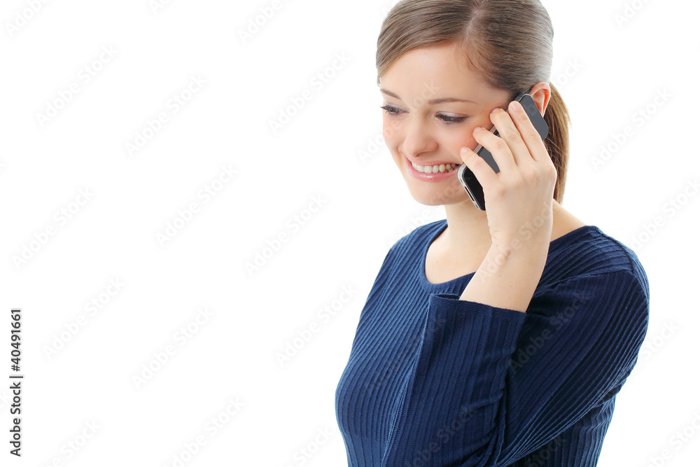 スマートフォンで話す女性 スマートフォンで話す女性