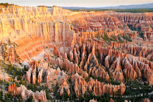 Tableau sur toile Bryce amphitheater at sunrise point, Bryce Canyon NP, Utah, USA