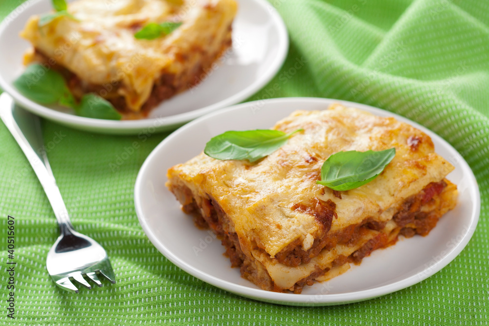 classic lasagna bolognese