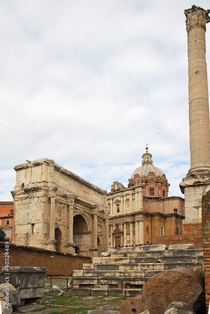 Column of Phocas and Arch of Septimius Severus