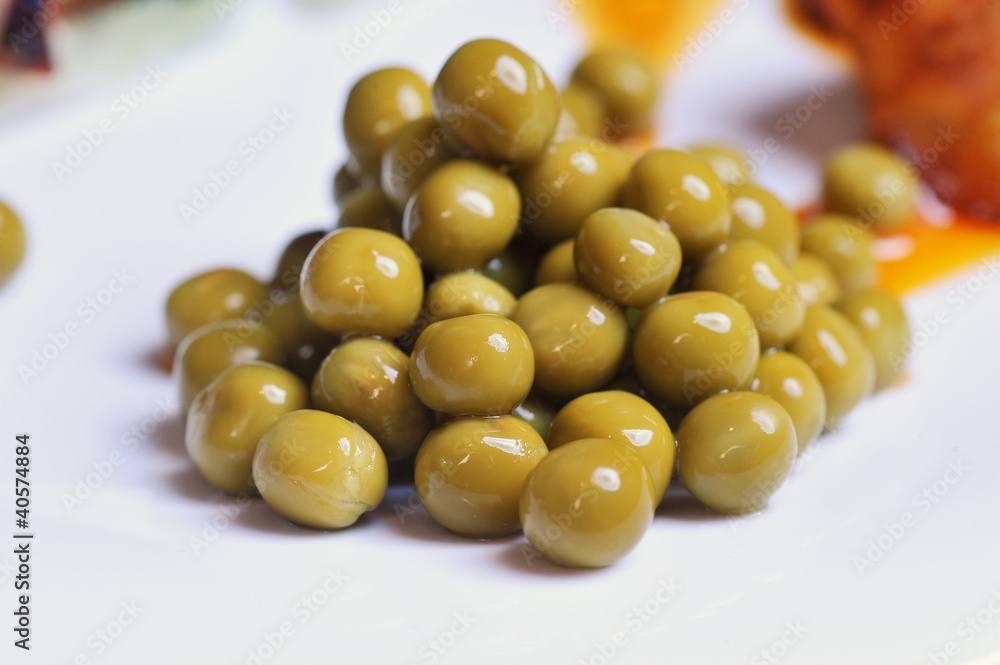 Canned  green peas