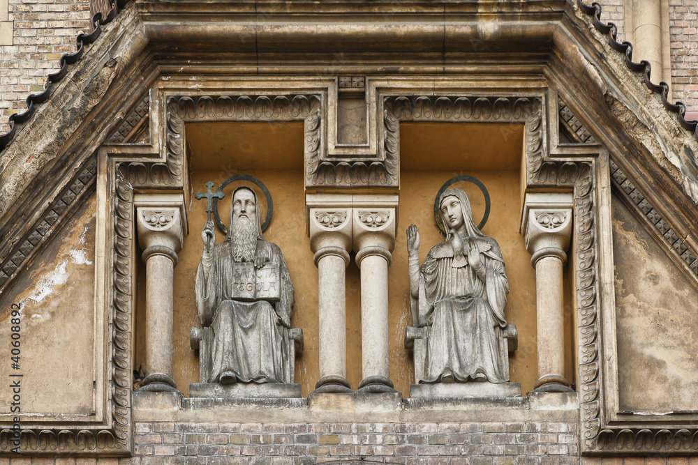 saints in gothic niche