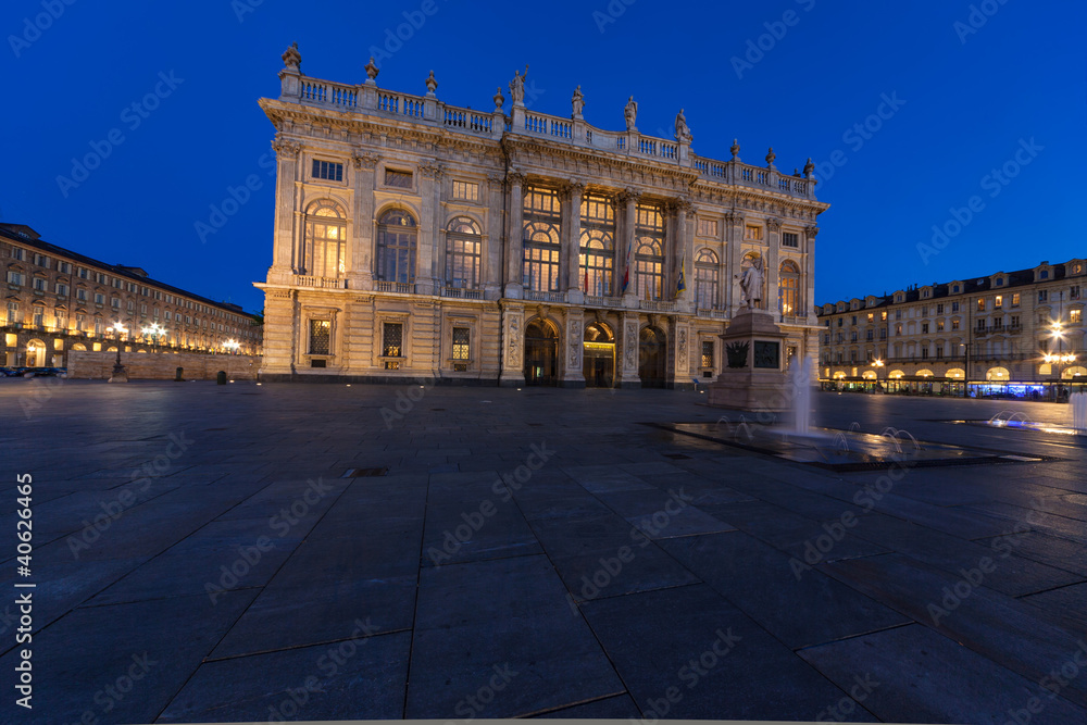 Palazzo Madama al tramonto, Torino, Piemonte (Italia)  - 2