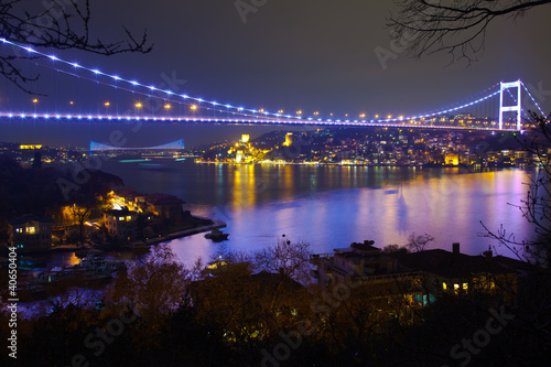 Carta da parati Fatih Sultan Mehmet Bridge at the night 6