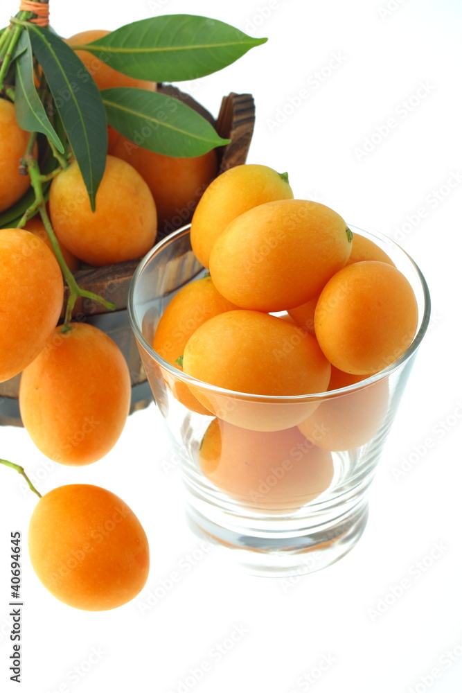 Plum Mango. Plum Mango.