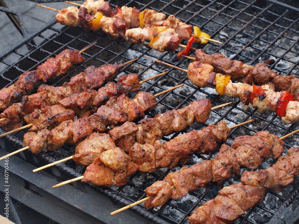 Cooking food - grilled mutton with vegetables