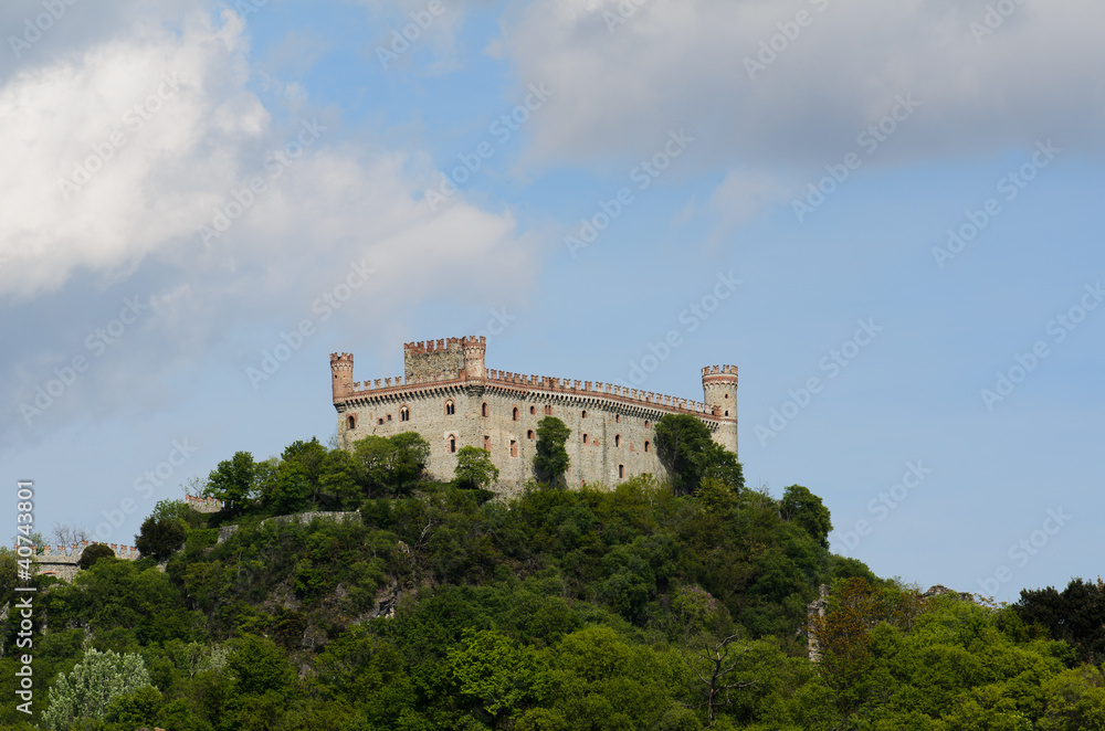 Castello di Montalto Dora