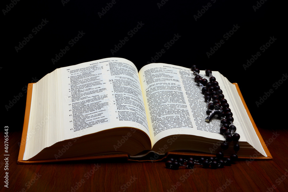 Fototapeta premium Christian Holy Bible with Crucifix and rosary