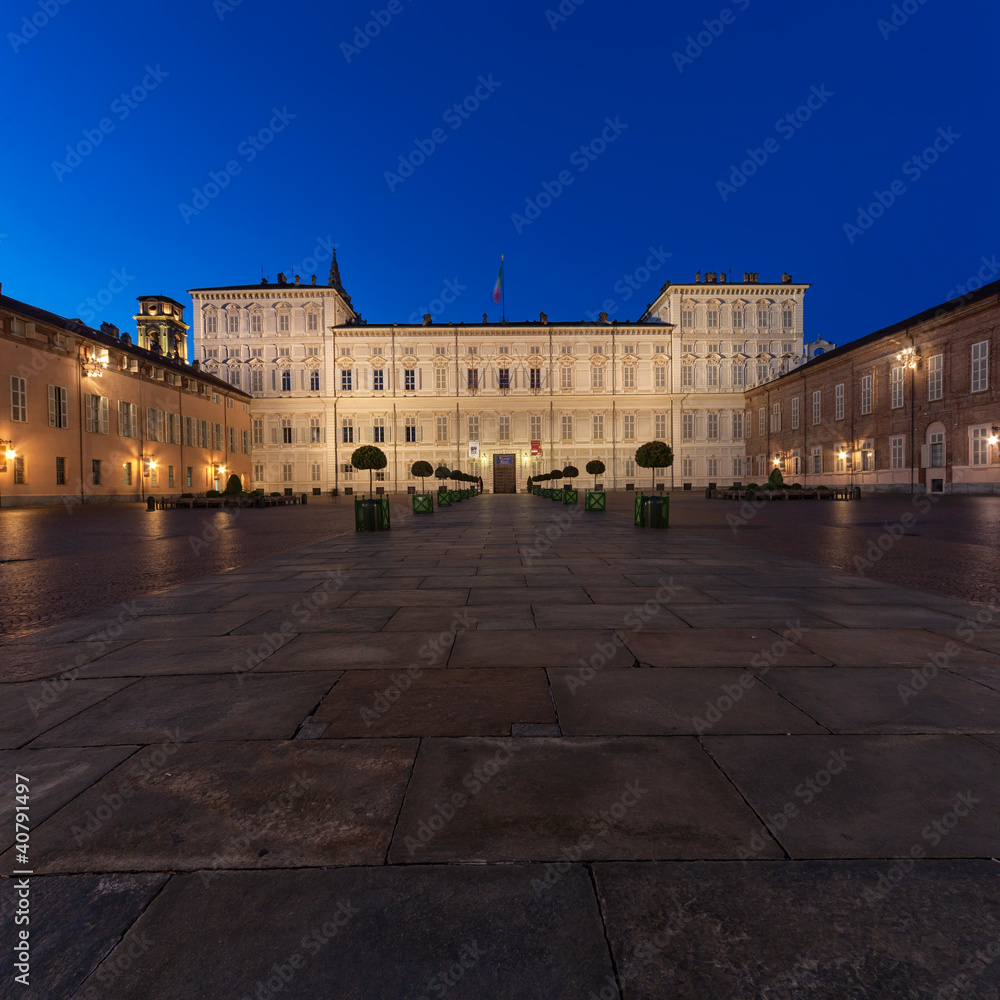 Palazzo Reale di Torino al tramonto (6) - Piazza Castello