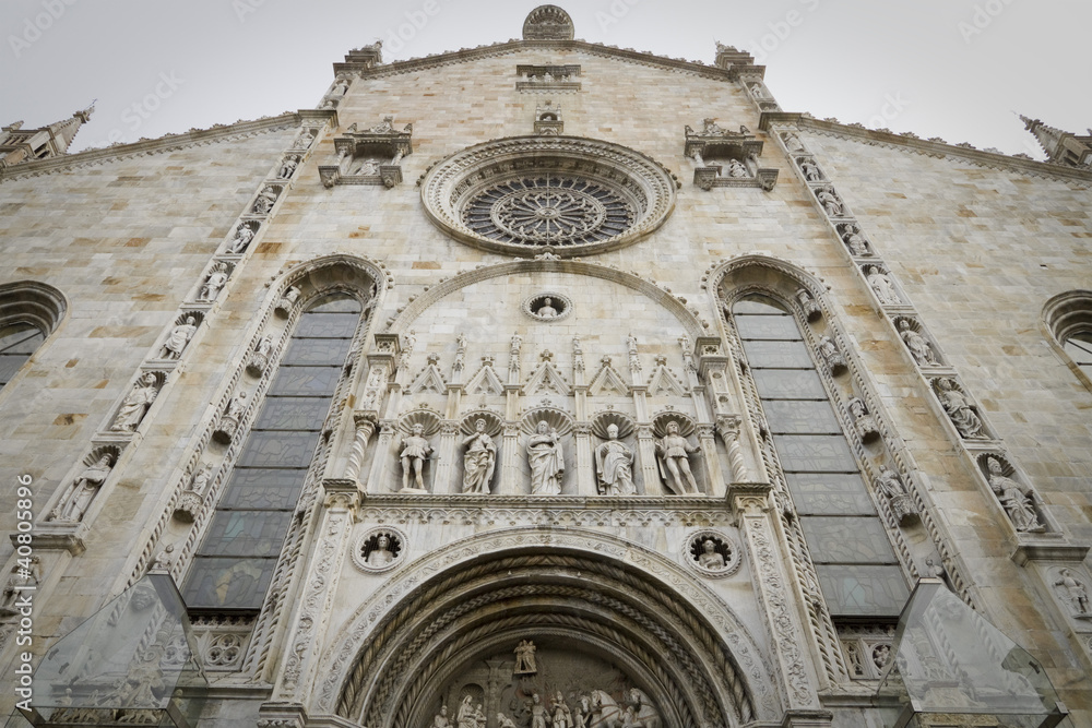 facciata della cattedrale di como