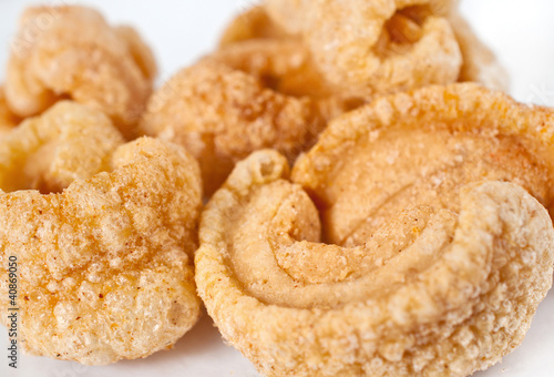 Fotografi Filipino chicharron made of pork rind,salted and deep fried