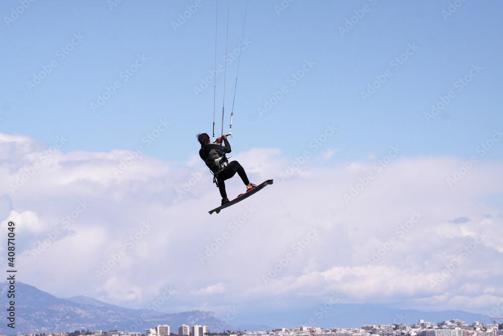 kitsurfeur dans les air
