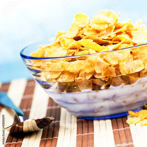 Cornflakes zum Frühstück photo