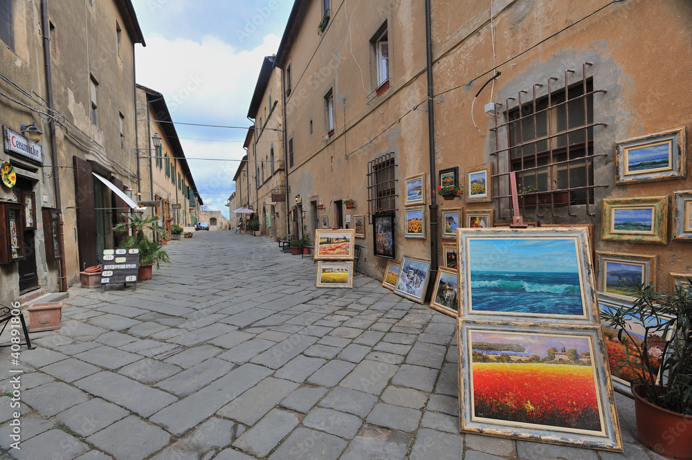Obraz premium Populonia, Toscana - la via principale