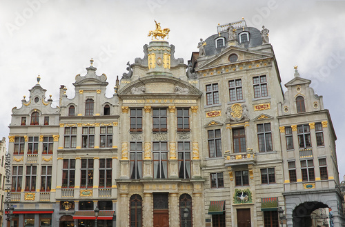 Brussels grand place building, Belgium  . Golden Sculpture © nicknick_ko