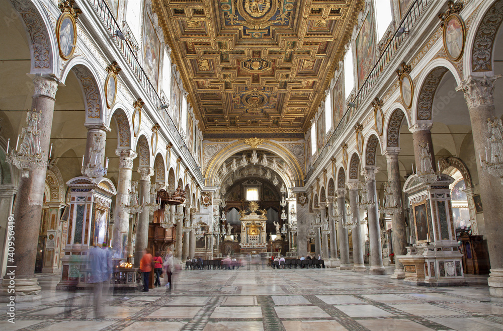 Rome - interior of church Santa Maria Aracoeli