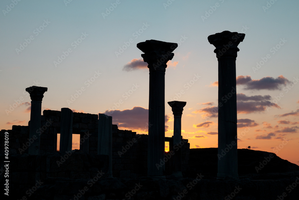 Naklejka premium Ancient ruins