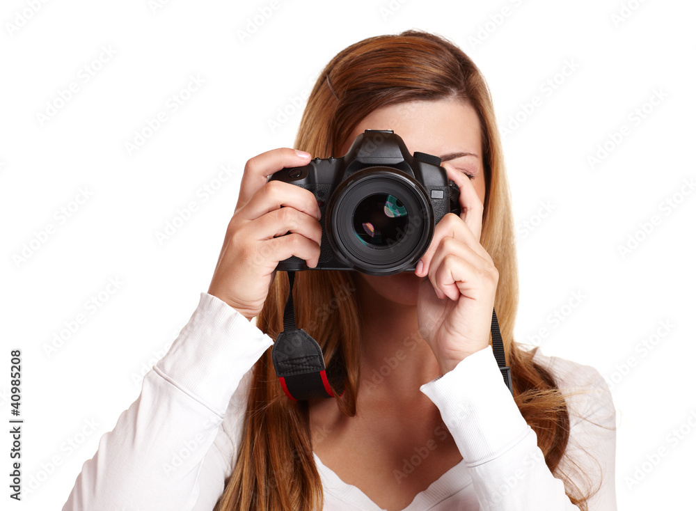 Junge Frau mit digitaler Spiegelreflexkamera Junge Frau mit digitaler Spiegelreflexkamera