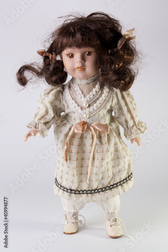 porcelain doll curly hair part2