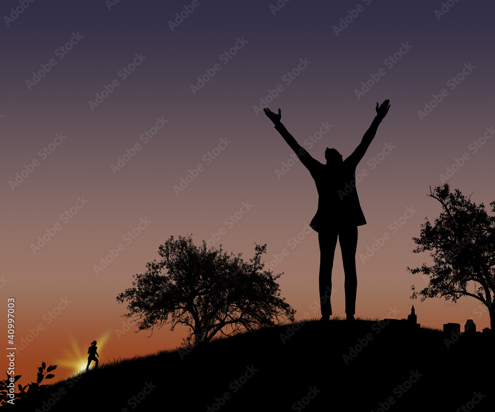 Silhouette uomo sulle colline Silhouette uomo sulle colline