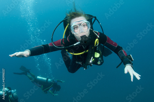 female scuba diver © JonMilnes
