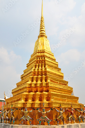 Wallpaper Mural Golden Pagoda Torontodigital.ca