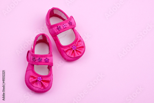 a pair of baby shoes