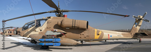 israeli longbow apache chopper in an air show