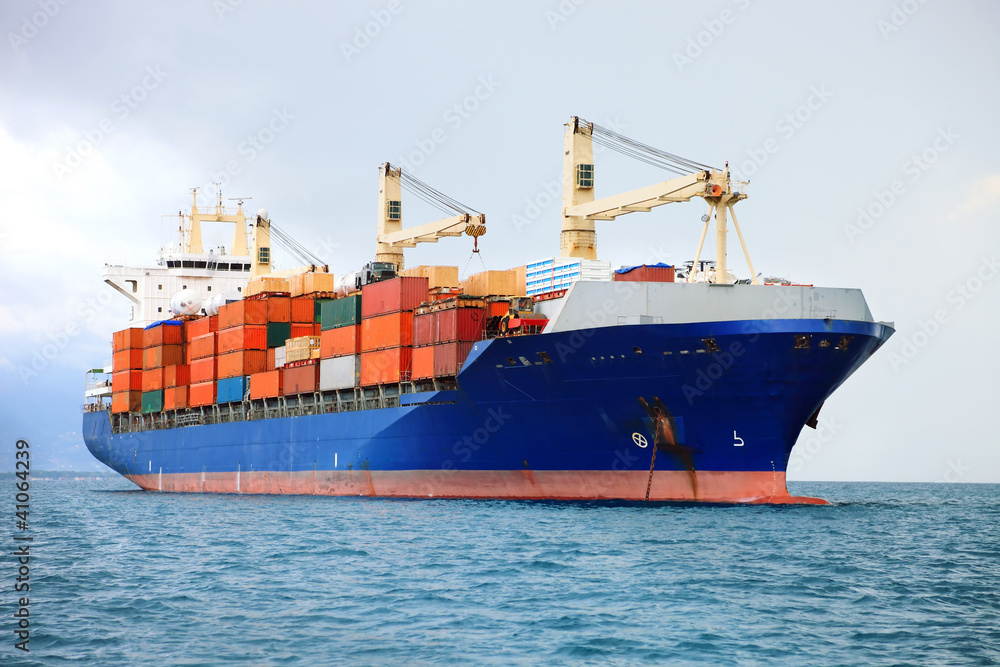 Fototapeta premium cargo container ship