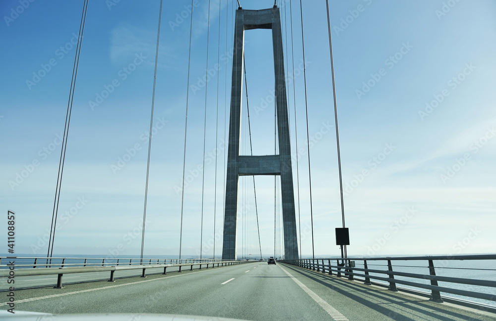 Fototapeta premium Driving through the bridge