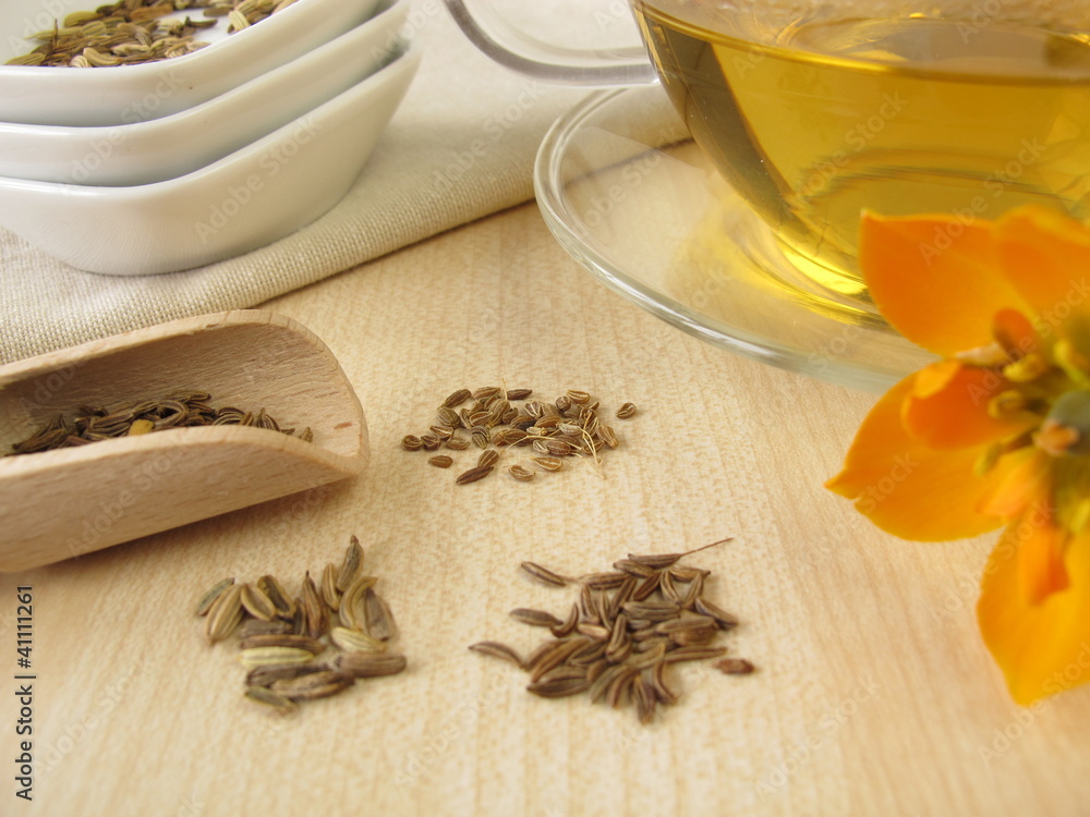 Fenchel-Anis-Kümmel Tee Fenchel-Anis-Kümmel Tee