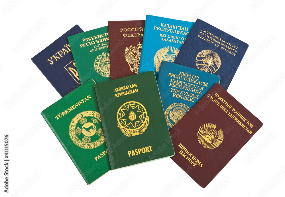 Naklejka premium Foreign passports isolated on white background