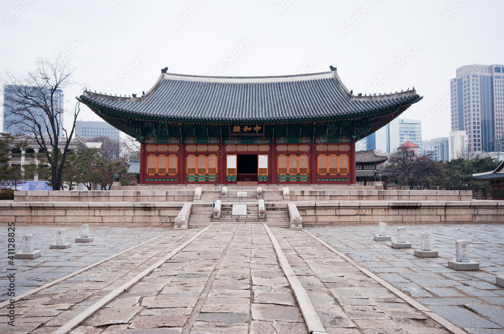 the old palace in south korea