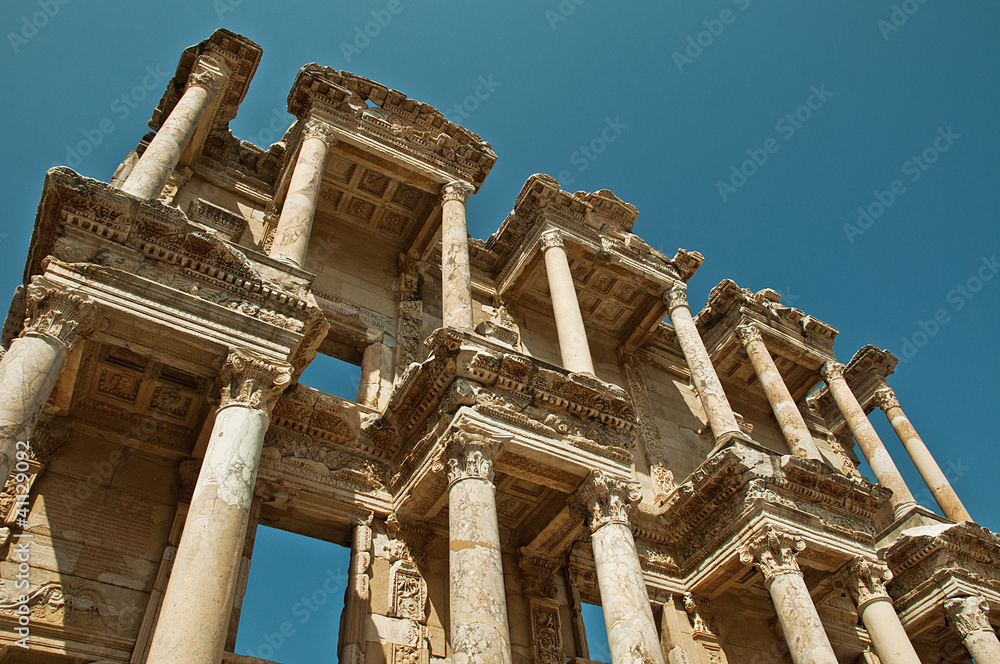 Efes Antik Kent Kütüphane 9