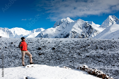 Hiking in Himalaya mountains