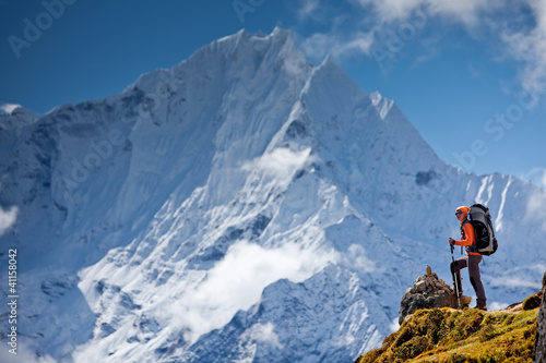 Hiking in Himalaya mountains © Maygutyak