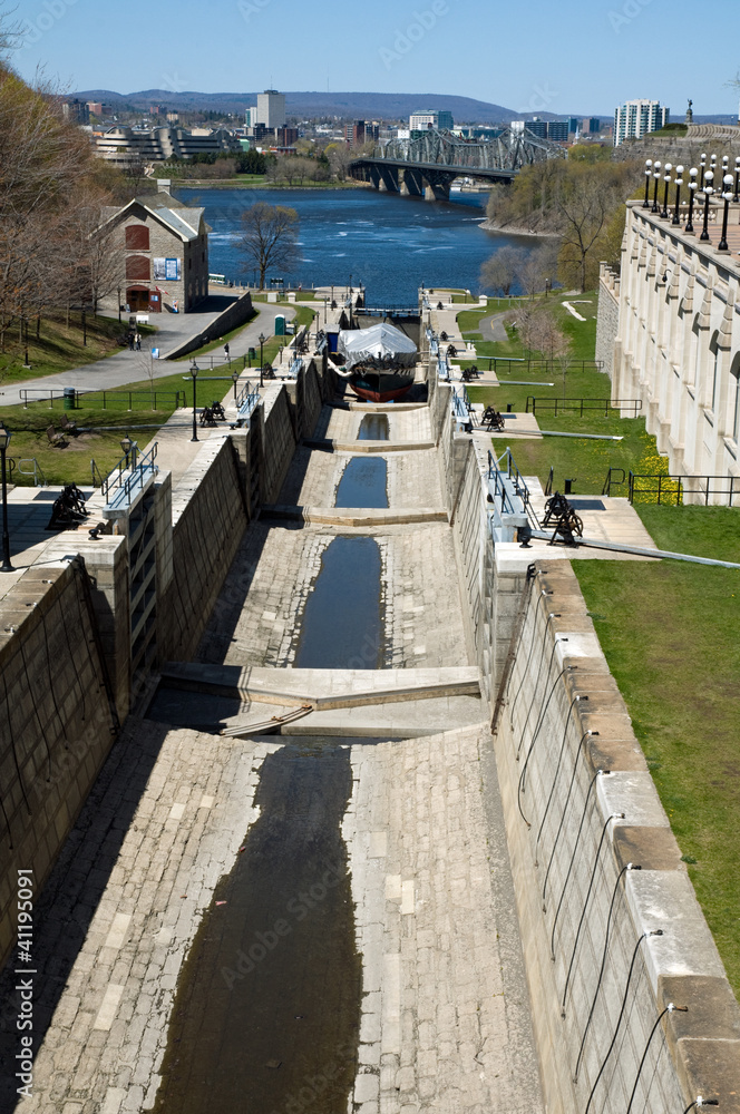 Rideau canal filling with water