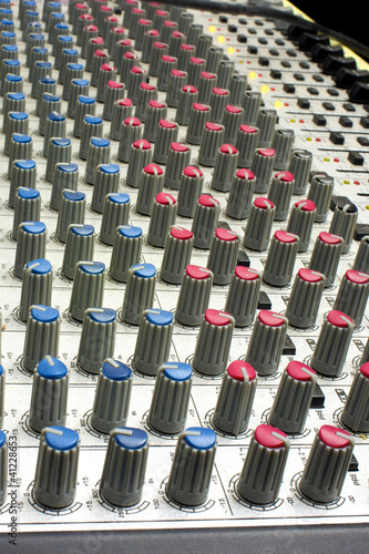 Sound mixer tuning color image